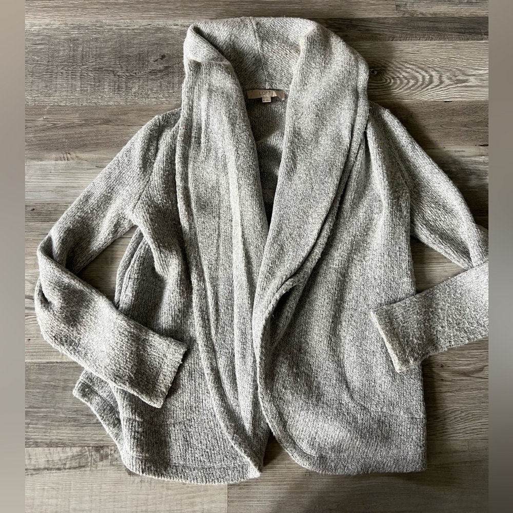 LOFT Heather Gray Knit Cardigan